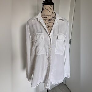✨SOLD✨Babaton Classic White Shirt